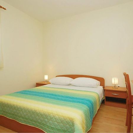 Cozy Apartment In Posedarje With House Sea View Εξωτερικό φωτογραφία