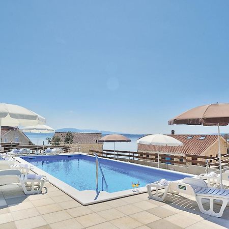 Cozy Apartment In Posedarje With House Sea View Εξωτερικό φωτογραφία