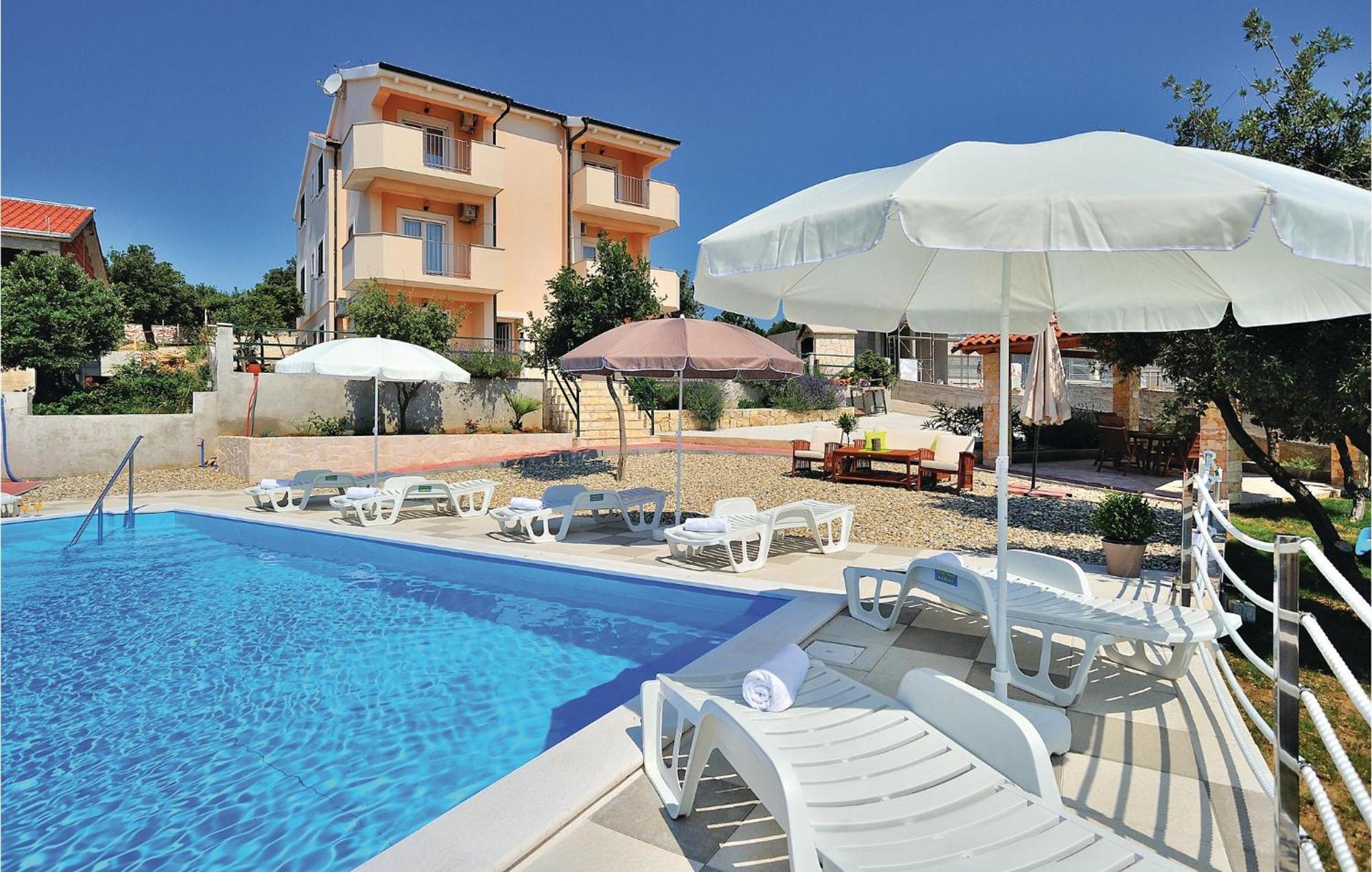 Cozy Apartment In Posedarje With House Sea View Εξωτερικό φωτογραφία